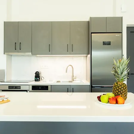Apartament Luxury Seaview Close To - Kyanos