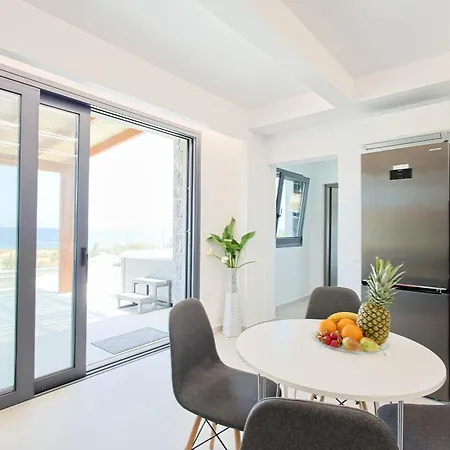 Luxury Seaview Close To - Kyanos Apartament *