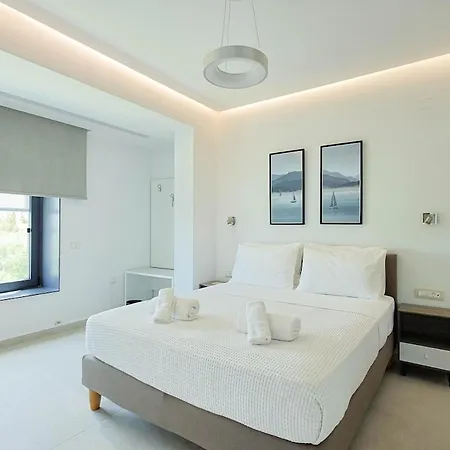 Luxury Seaview Close To - Kyanos Apartament *