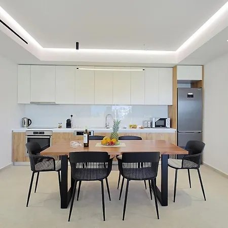 Apartament Luxury Seaview Close To - Kyanos *